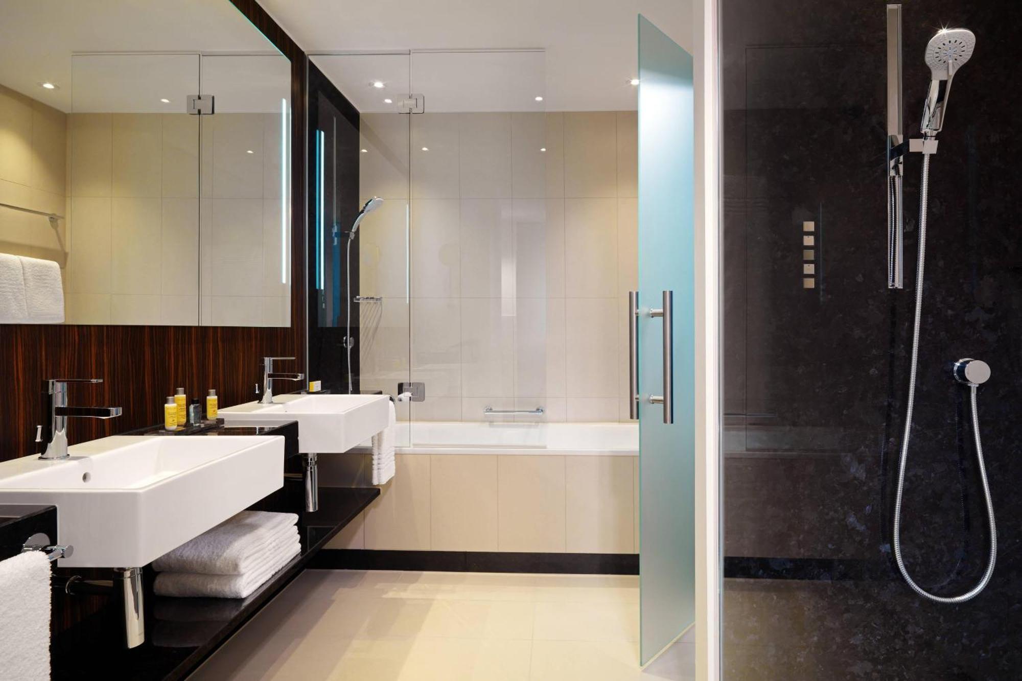 Bonn Marriott Hotel Екстер'єр фото